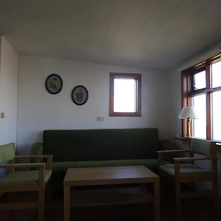 Apartment B28